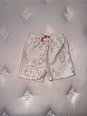 96. Winnie the Pooh White Kids' Bear Print Cotton Shorts